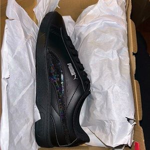 Puma Vikky v3 Women’s size 6.5